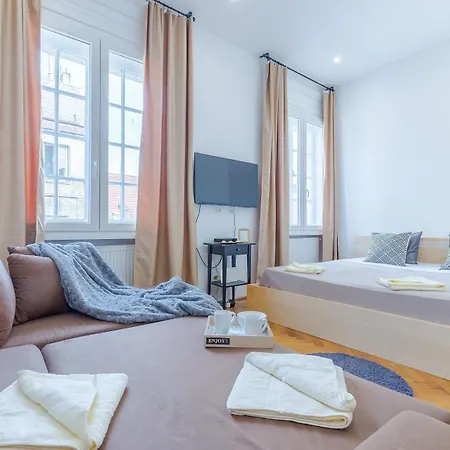 Real Zoltan Ii. Apartment