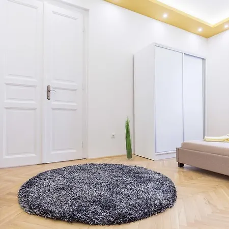 Apartment Real Zoltan Ii.