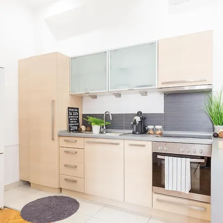 Apartment Real Zoltan Ii. Budapest